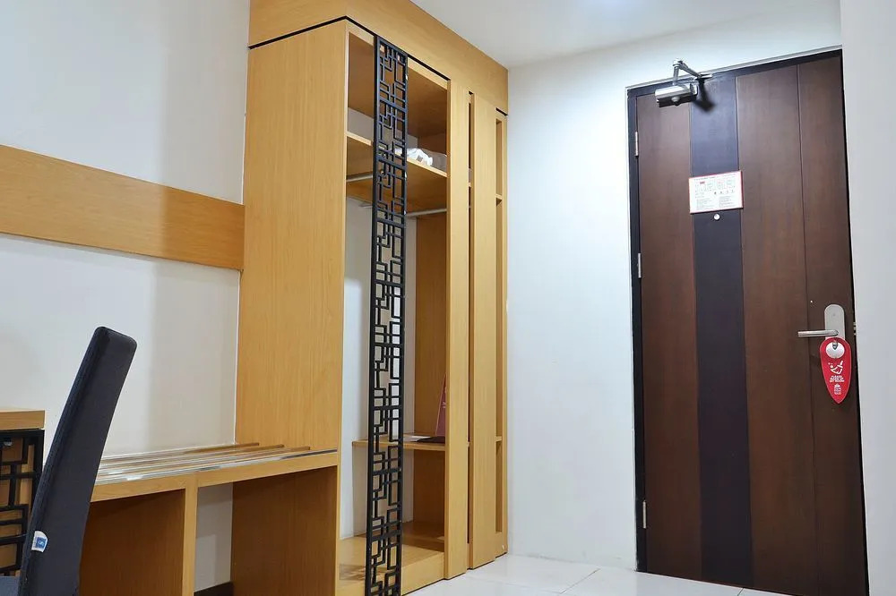 ZEN Rooms Basic Kedung Sari Wonorejo