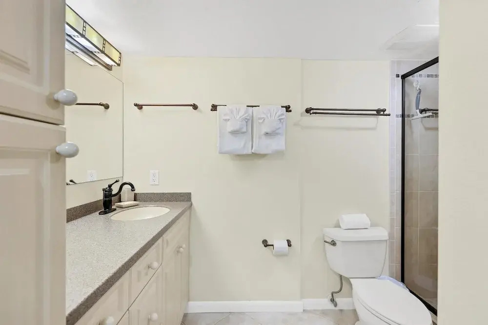 Anchorage Resort 5th Floor 2 bedroom condo with Beach Access 2 Condo