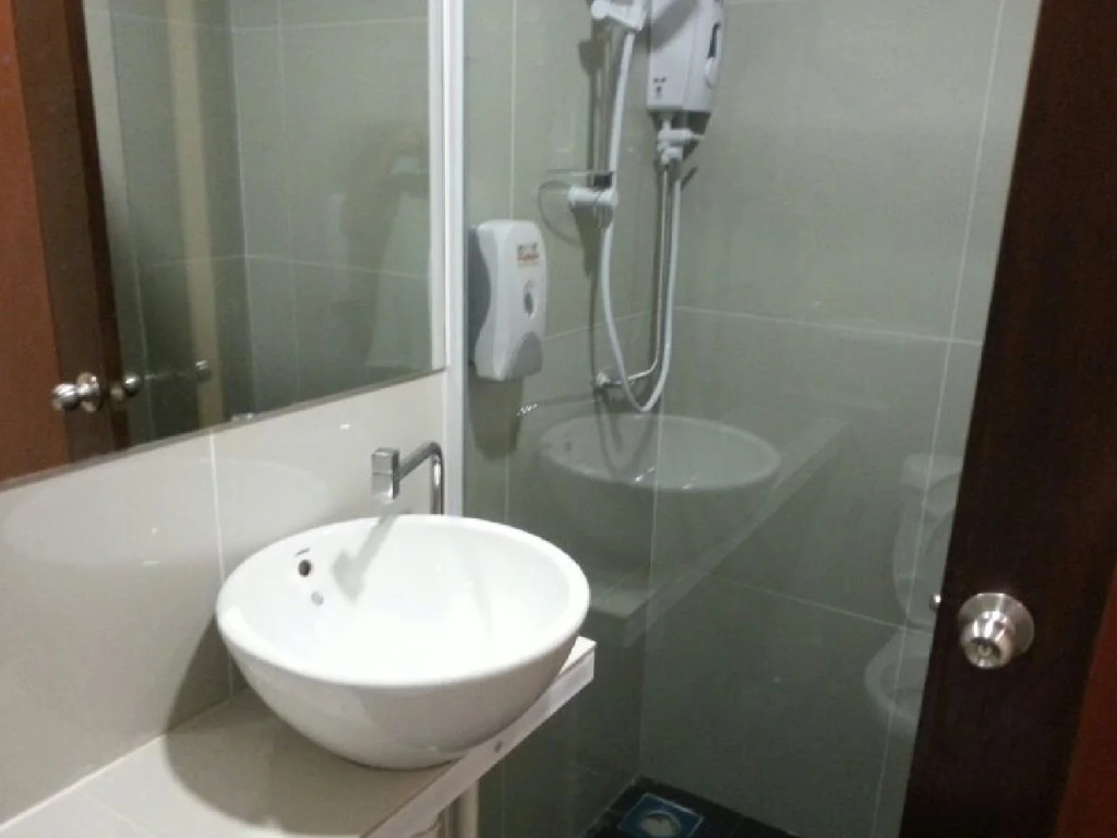 Place2Stay Business Hotel - Waterfront