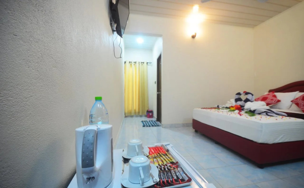 Evila Inn - Thoddoo