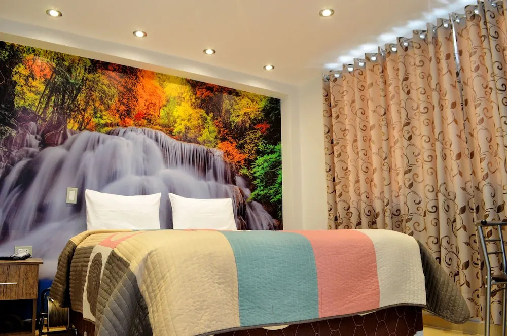 Hostal Encantos