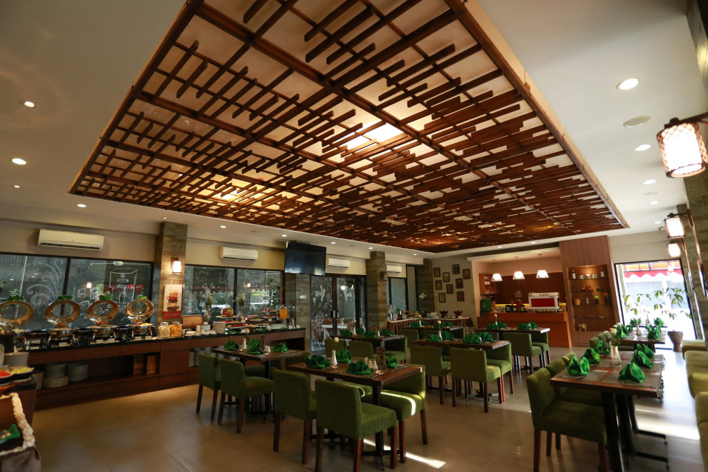 Loji Hotel