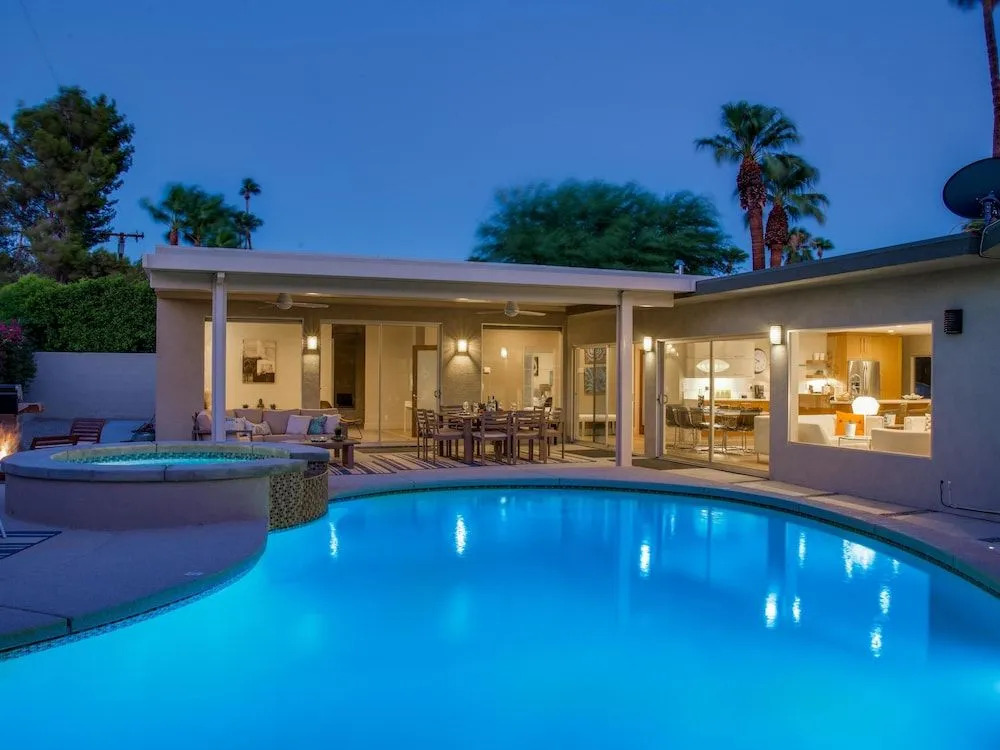 Bon Vivant Palms Holiday home 4