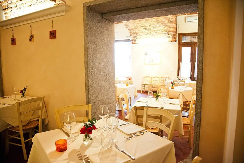 Osteria Senza Fretta Rooms for Rent
