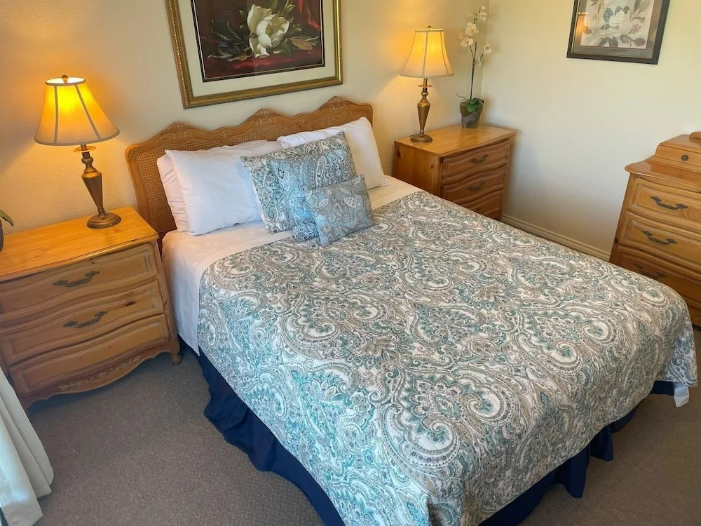 Inverness S Comal River      Ic216 2 Bedroom Condo by RedAwning