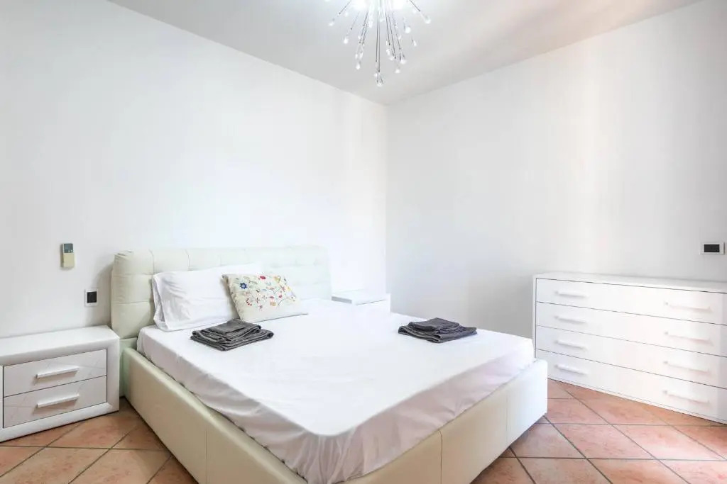 Suite a Prato con 2 Balconi