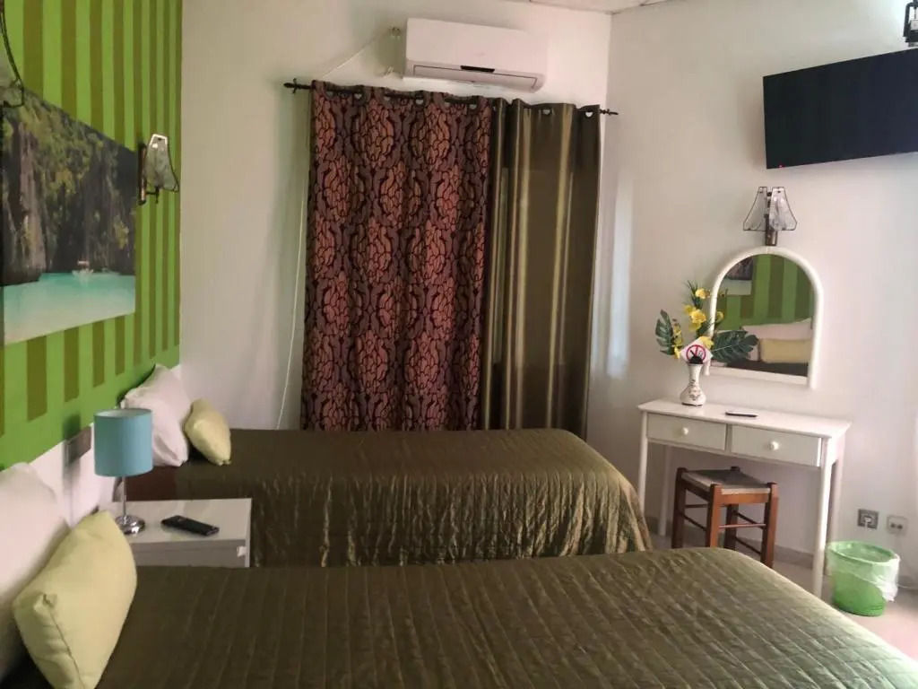Apartamentos e Quartos Atalaia