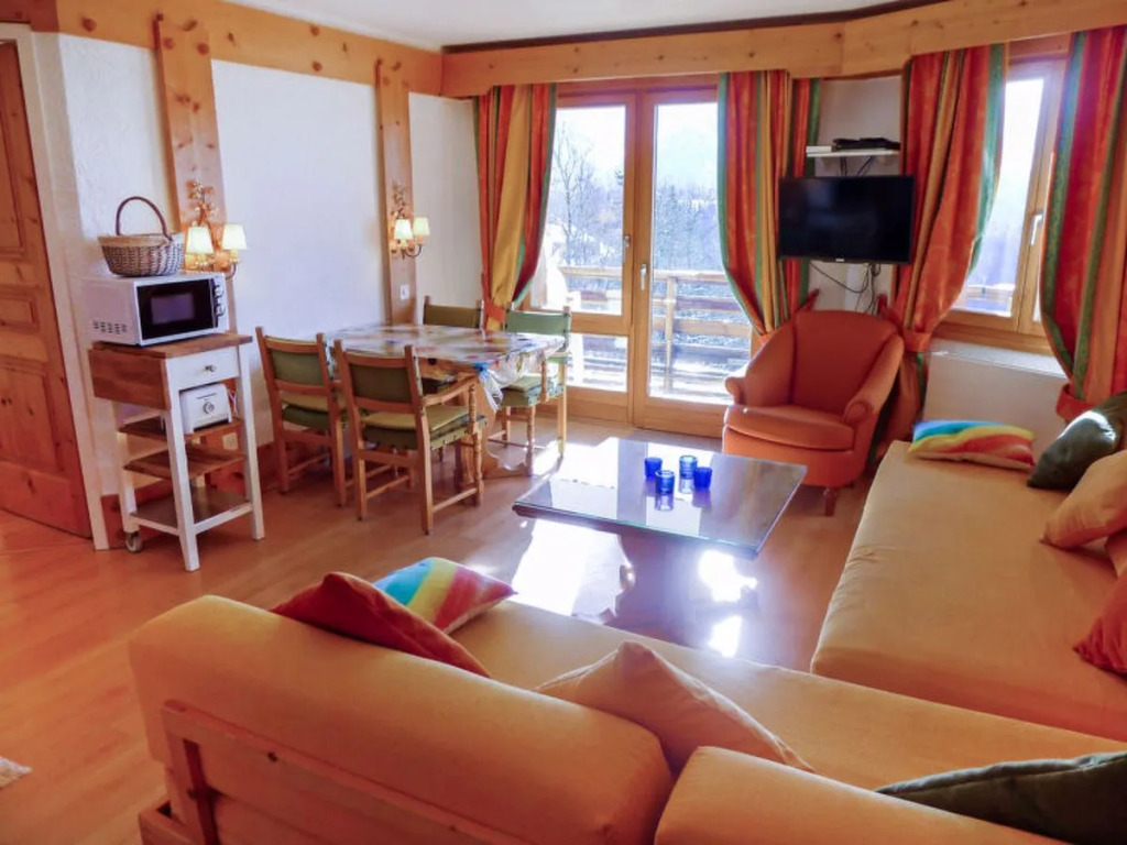 Apartment Le Bristol C36 by Interhome