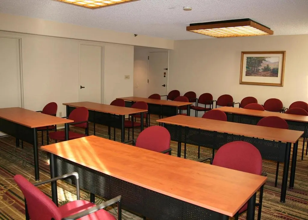 Holiday Inn Express - Newark Airport - Elizabeth by IHG