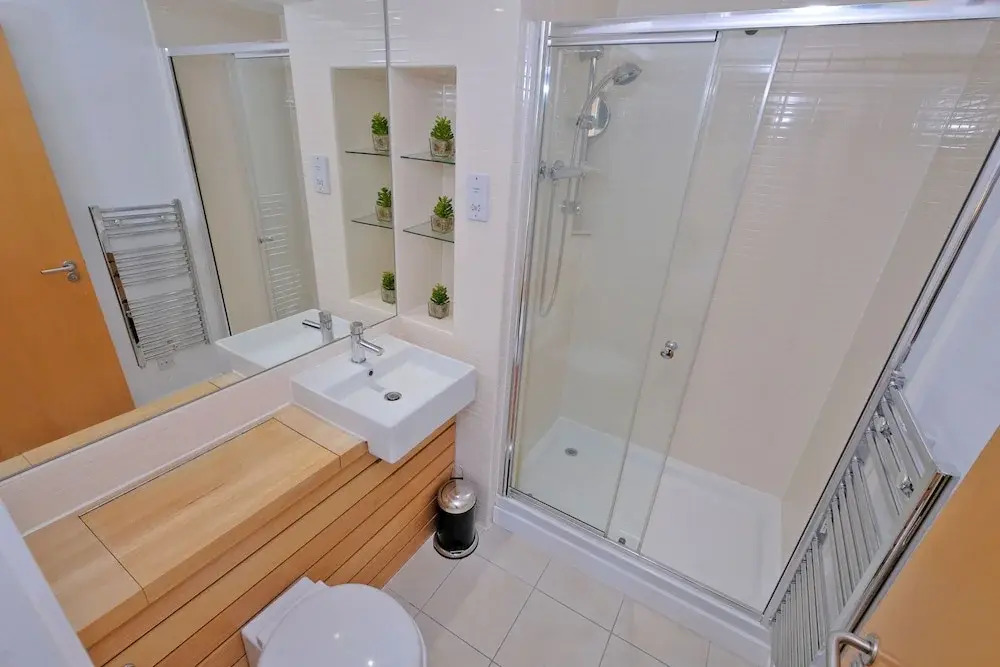 Modern two Bedroom Aberdeen Apartment With River Views