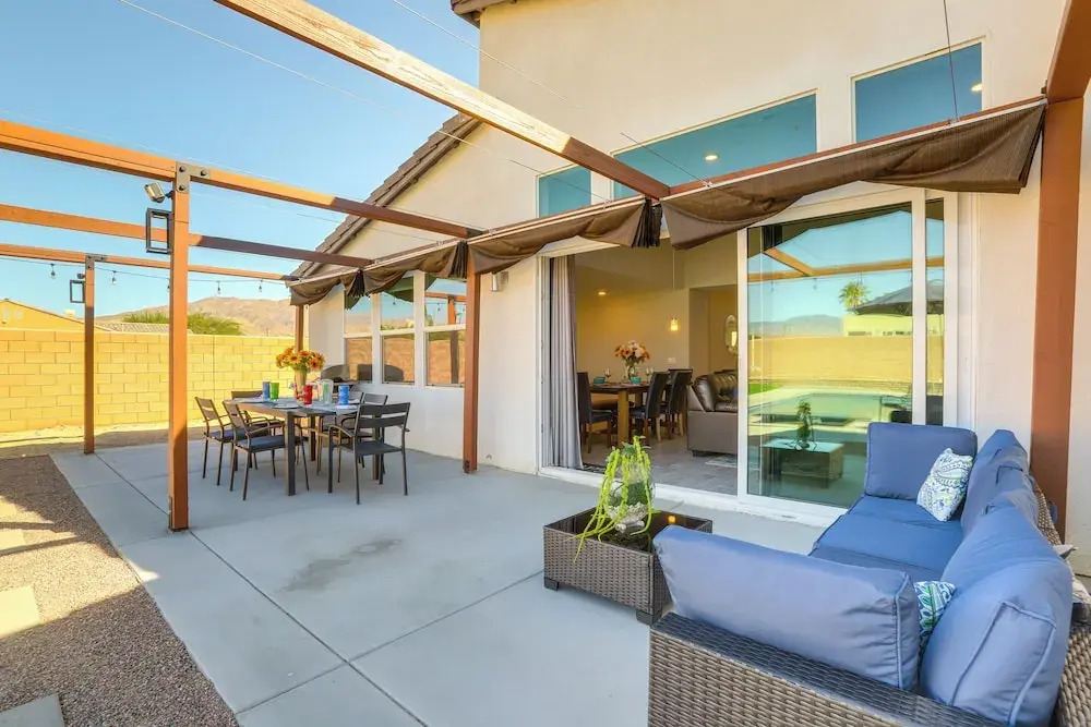 Pool, Spa & More: Relax in Desert Hot Springs!