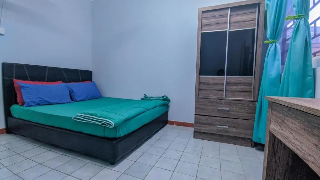 Bunut Centre Stay
