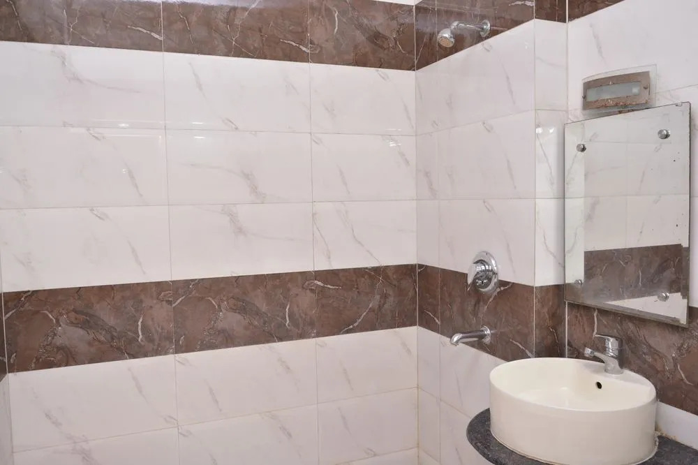 Hotel Yatri International near new delhi railway station center delhi