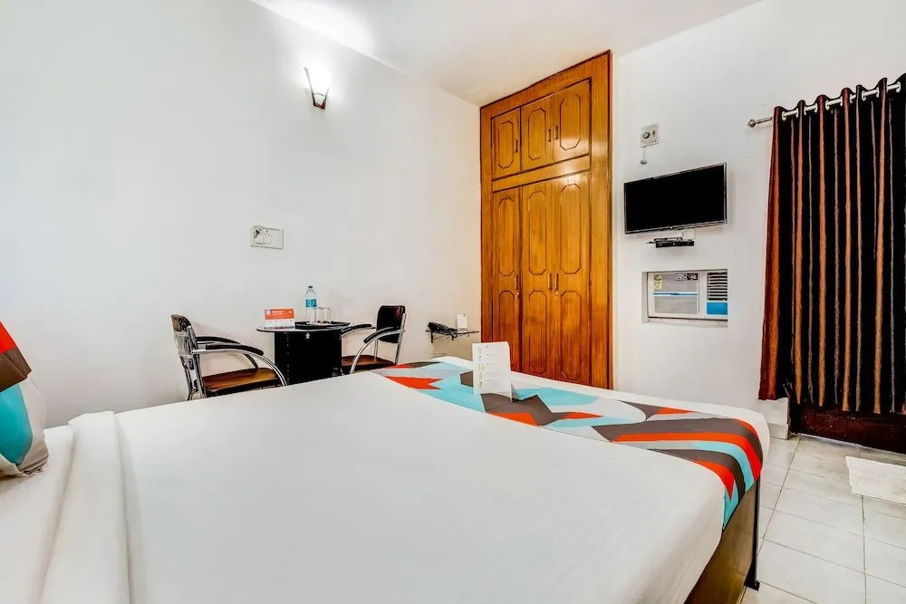FabHotel The Pride