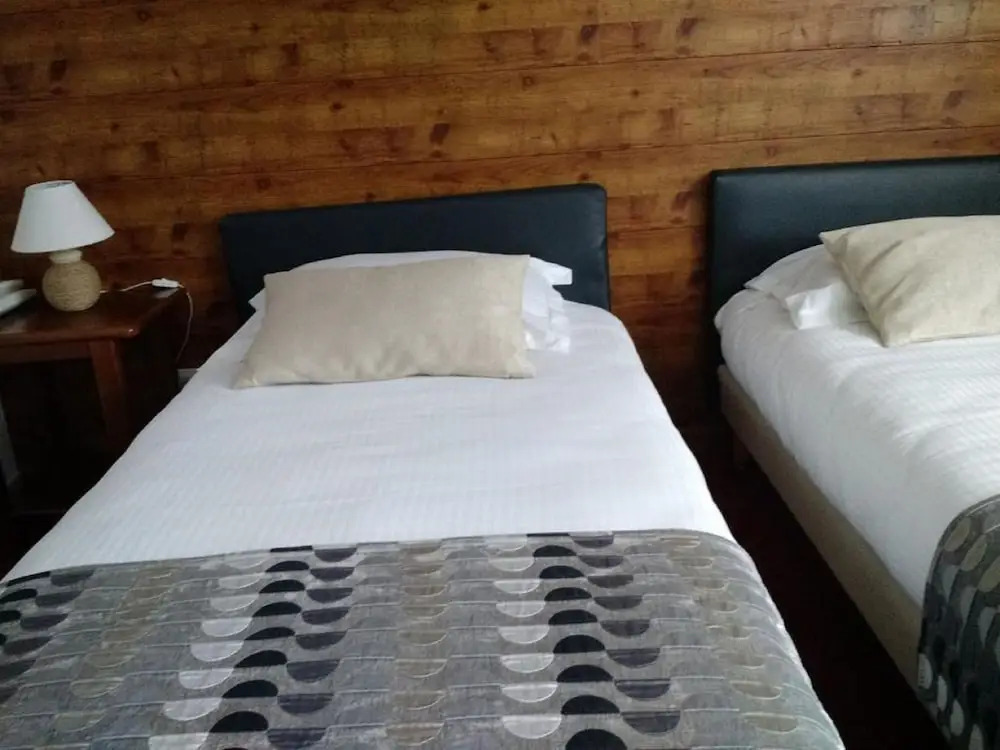 Logis Hotel Le Lac