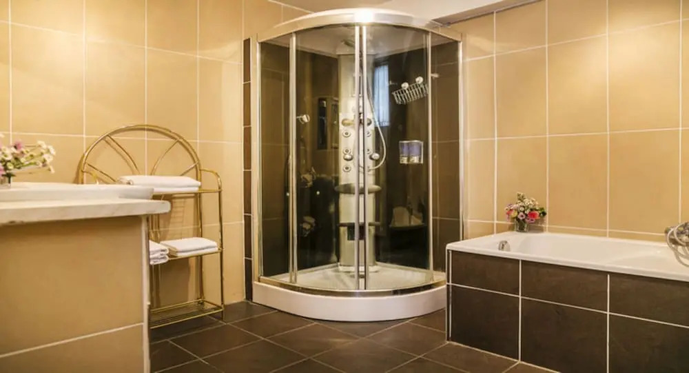 Quiet Duplex of 120 sqm in Historical Center