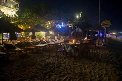 New Wave Beach Resort Unawatuna