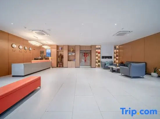 Rujia Ruibai Cloud Hotel (Lu'an Jin'an District Government Center Branch)