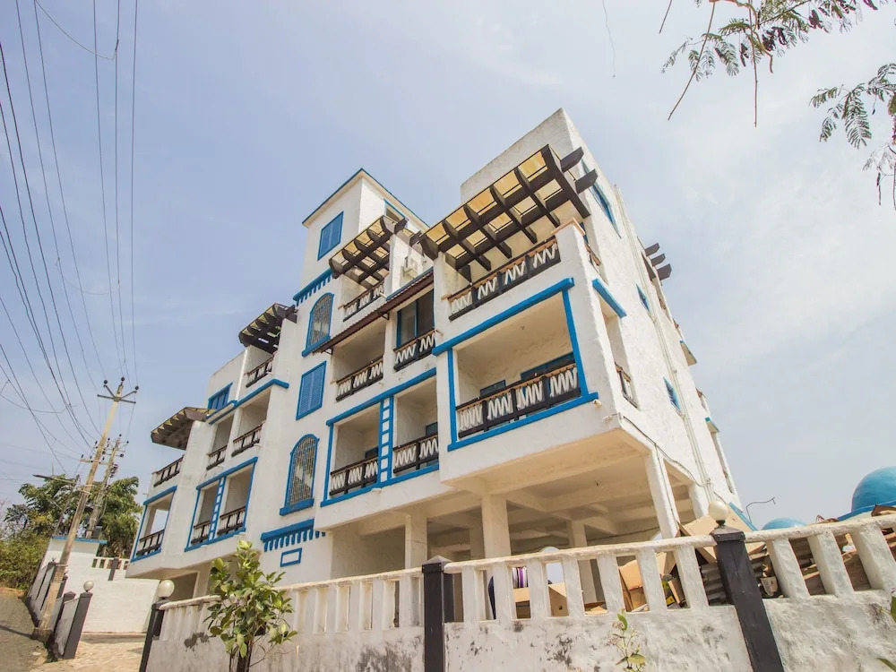 OYO 11897 Home Greek Style 2BHK With Pool Bambolim