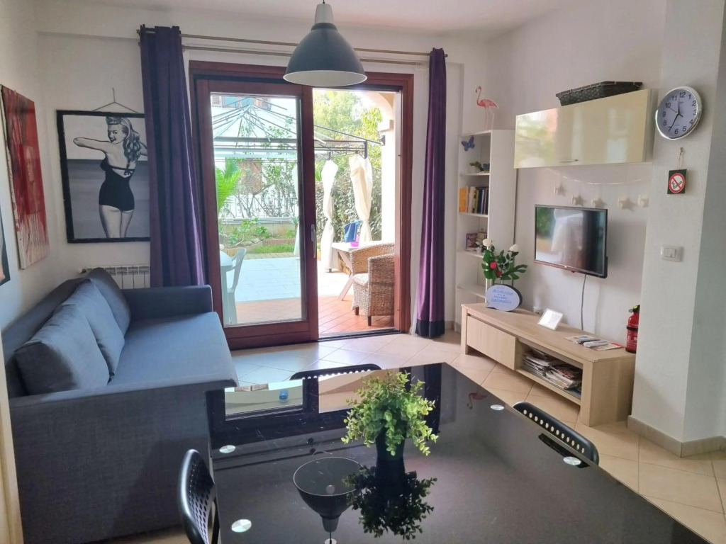 ValeValeHome - fully equipped kitchen, reserved parking, big garden