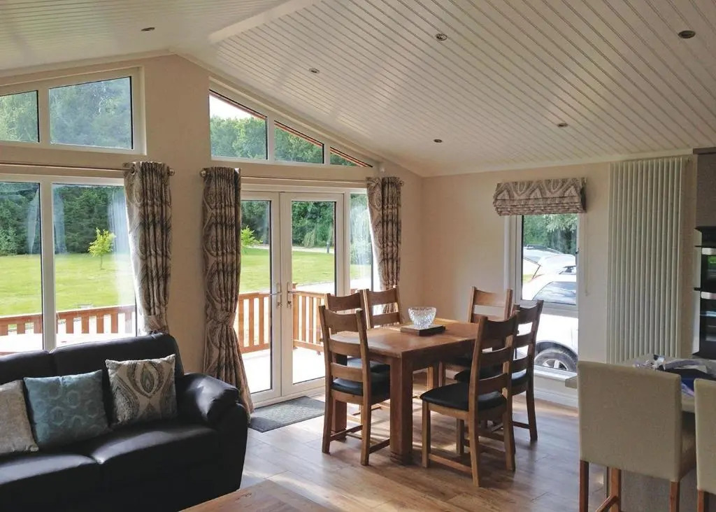 Langmere Lakes Lodges