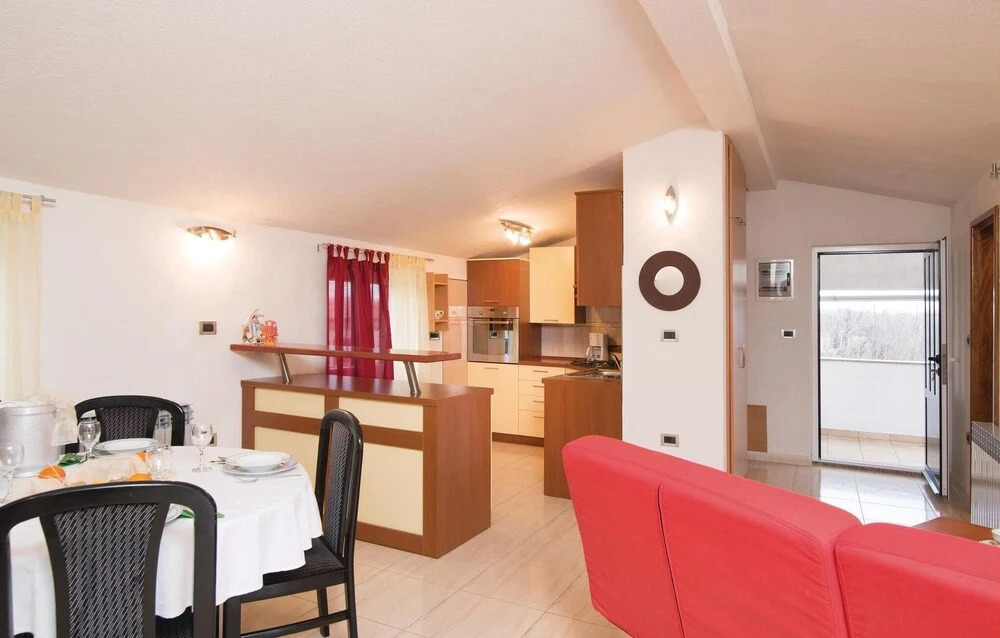 Gorgeous Home In Nedescina