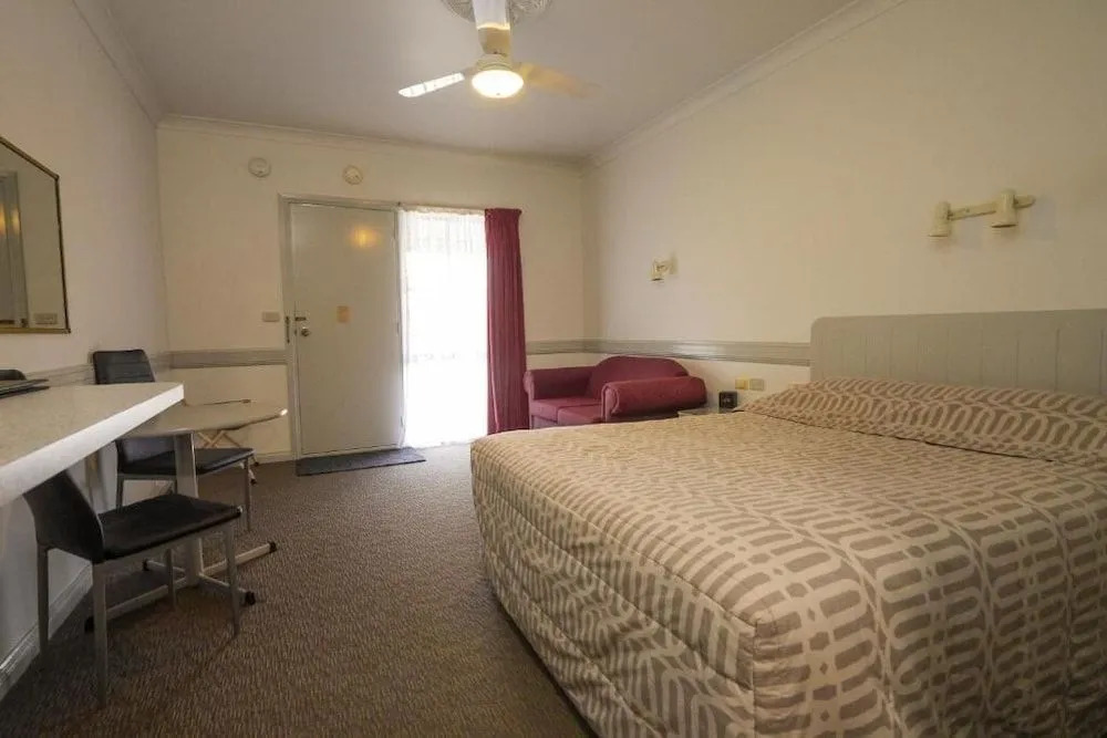 Centre Town Motel