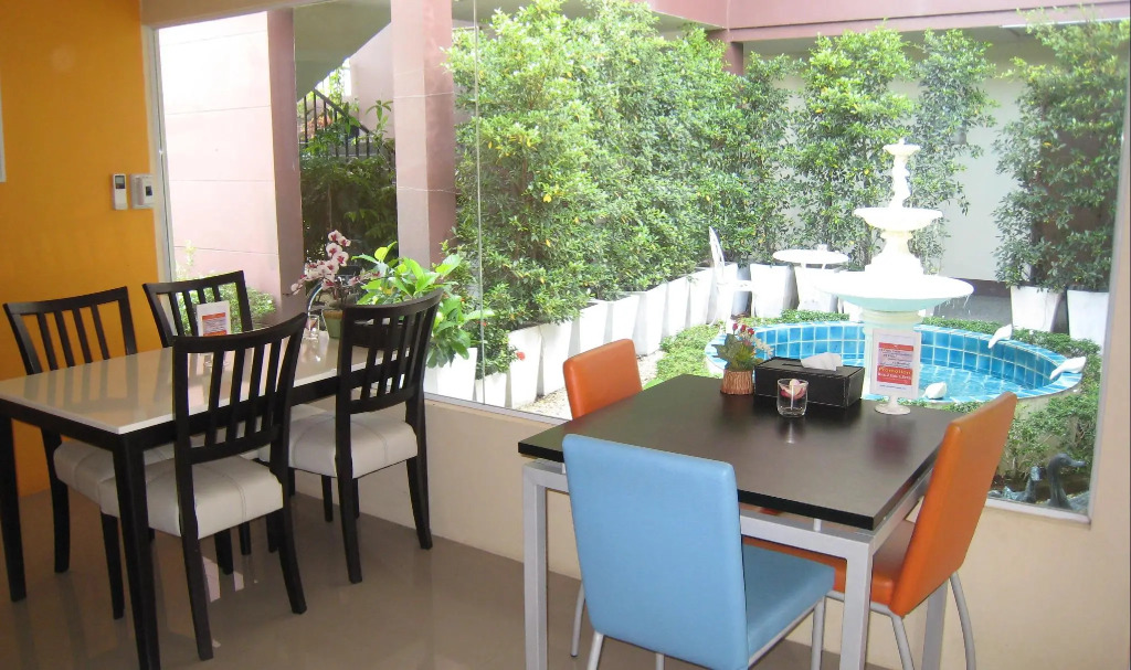 C2 Residence Boutique Hotel