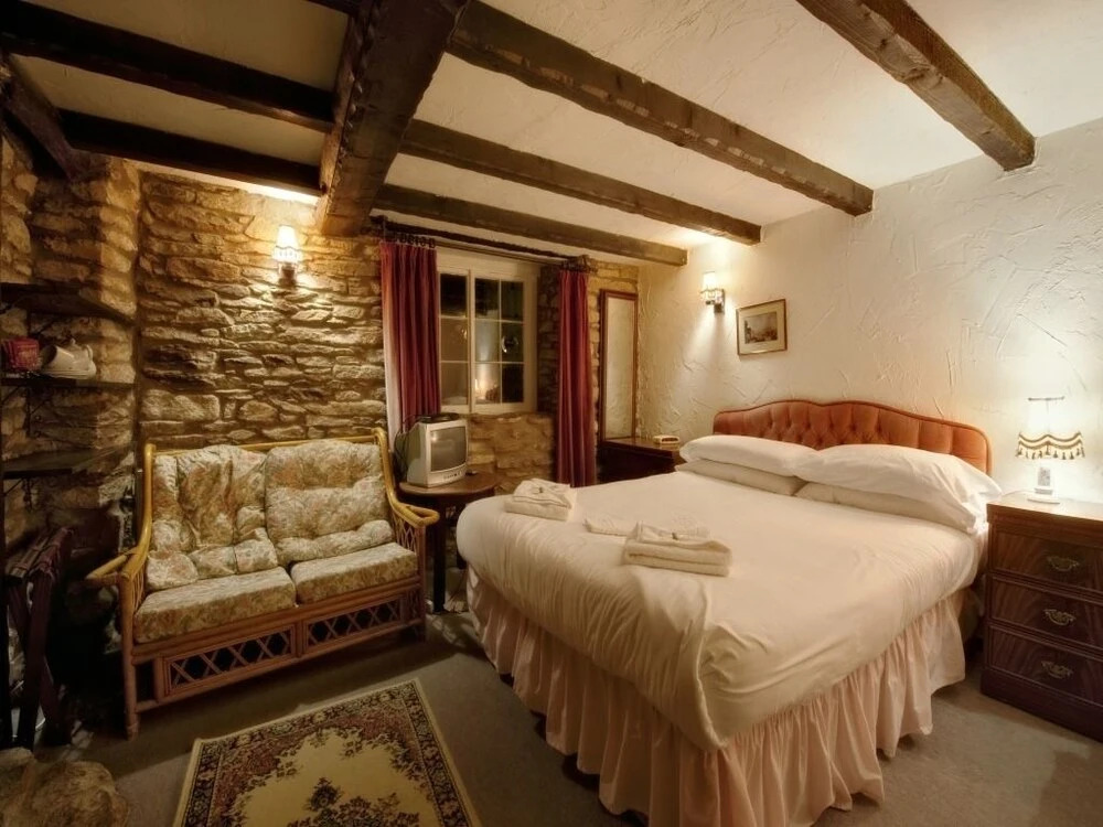 Old Church House Inn