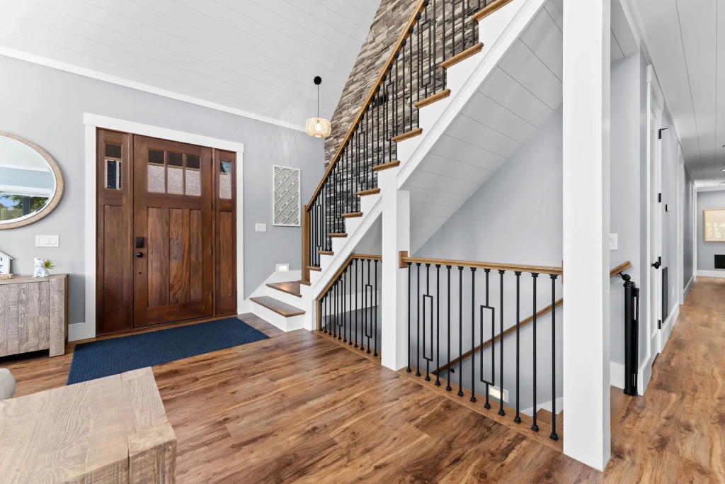 Luxe Lakefront Lodge w/ Pool, Hot Tub, Theater & Private Dock Sleeps 21