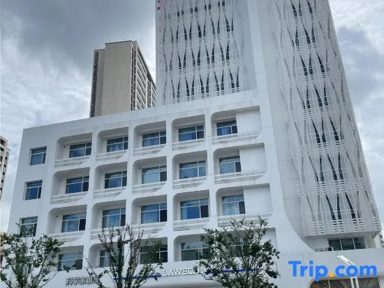 HanTing Hotel (Wuxi Hubin Commercial Street Sports Center)