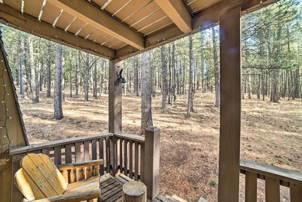 Rustic Condo w/ Patio: Walk to Angel Fire Resort!