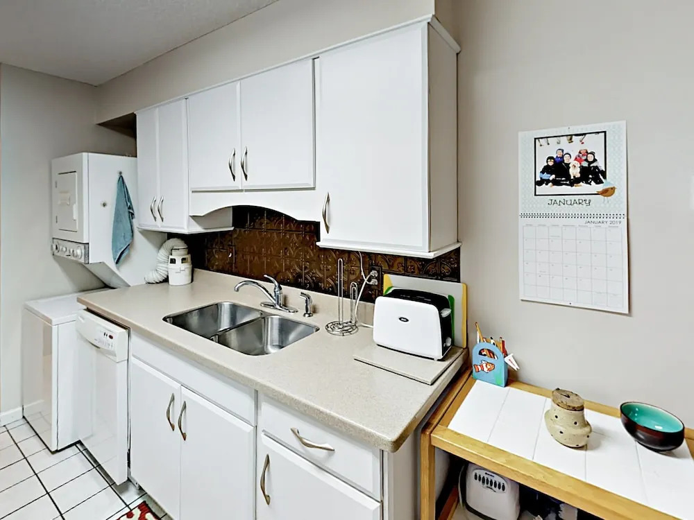 20th Avenue North #1004 - 2 Br Condo