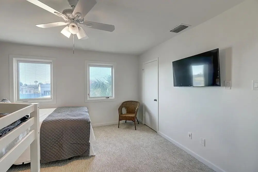 Beachy Keen Sh7393 3 Bedroom Home by Redawning