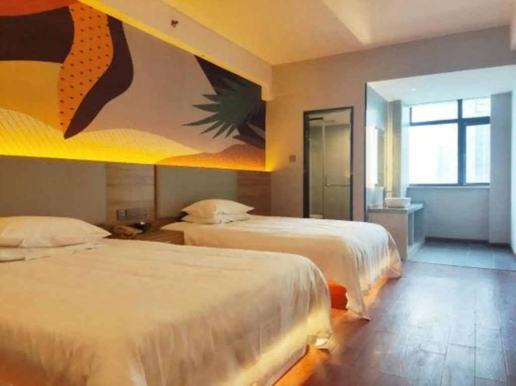 Pai Hotel (Changsha Youyi Road subway station store)