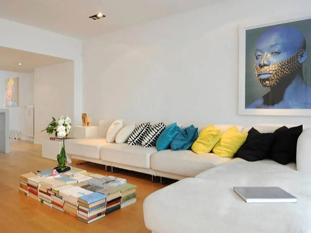 Minimalistic In Premium Location