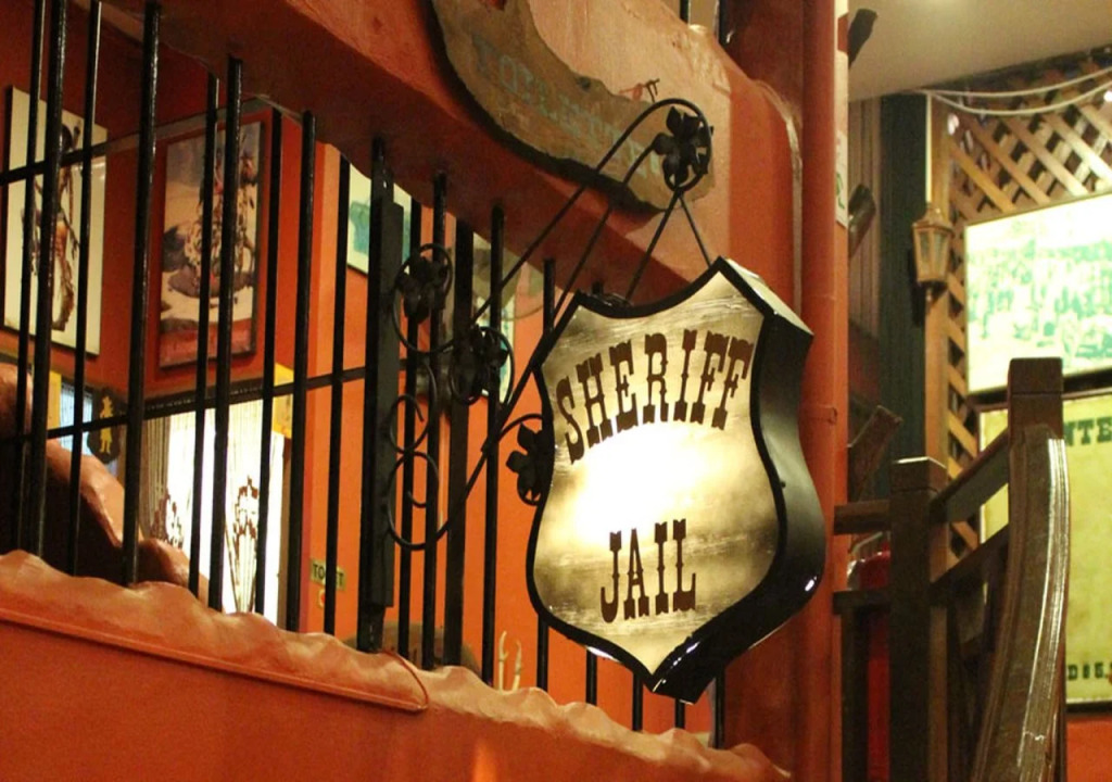 Buffalo Bill Hotel Koh Chang