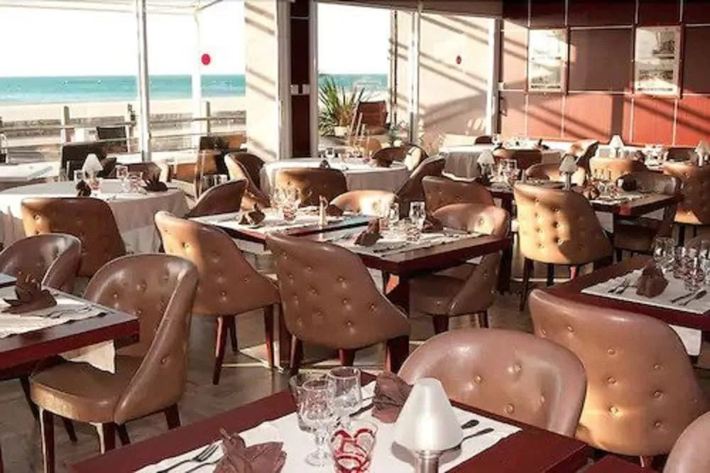 Logis Hôtel & Restaurant Mediterranee
