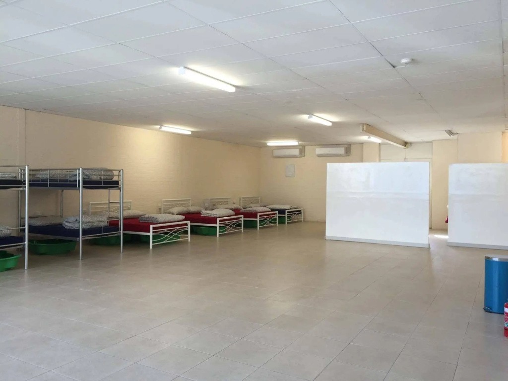 Quokka Backpackers Hostel Perth - note - Valid passport required to check in