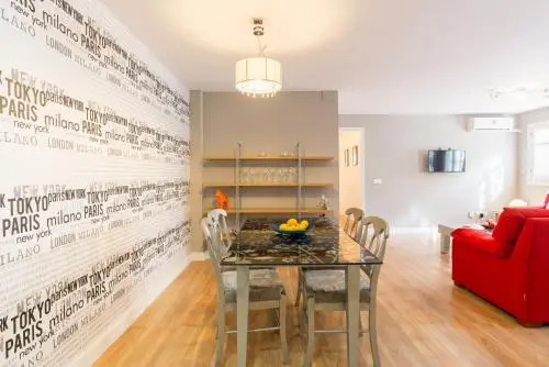Mundo Nuevo: Acogedor Apartamento En El Centro