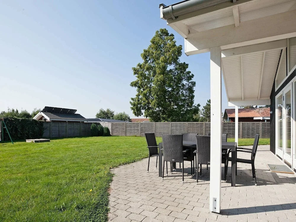 Cozy Holiday Home in Væggerløse With Private Whirlpool