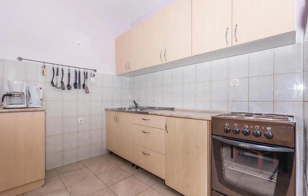 Beautiful Home in Novi Vinodolski With Wifi and 2 Bedrooms
