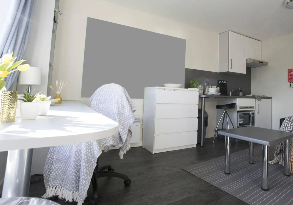 Beaverbank Place - Campus Residence