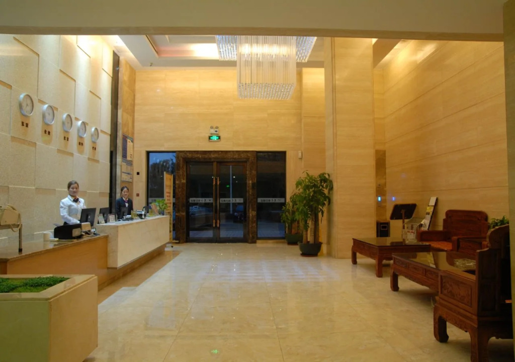 Homeinn Selected Hotel (Zhuhai Gongbei Huanyu City Shopping Center)