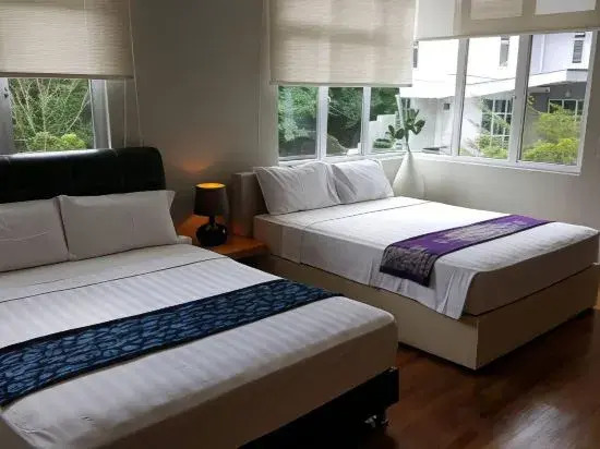 Shamrock Beach Villa Penang CORNER No10 Sleeps 25