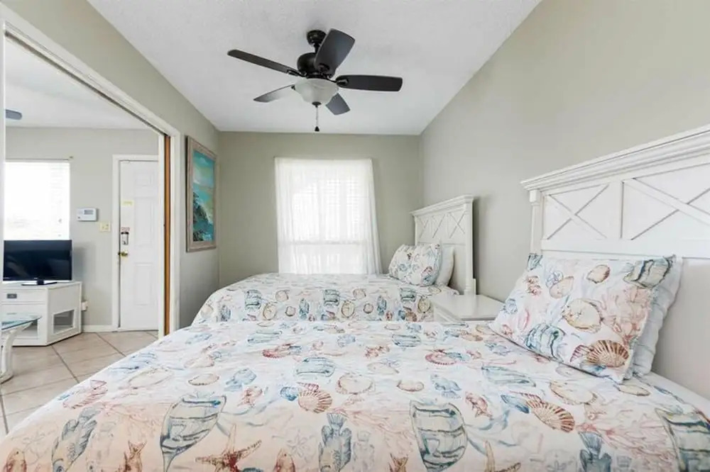 The Cove 101a by Meyer Vacation Rentals