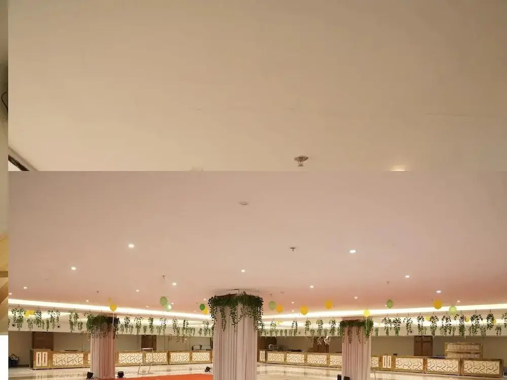 Hotel Samdariya Gold - Rewa