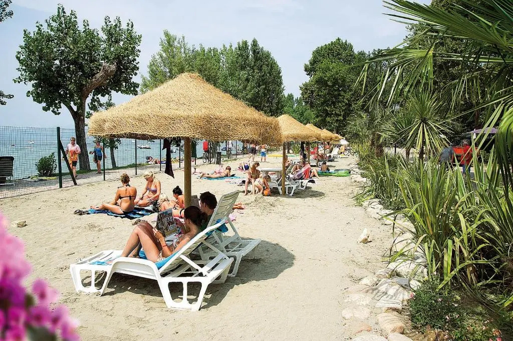 Happy Camp Mobile Homes in Camping Cisano San Vito