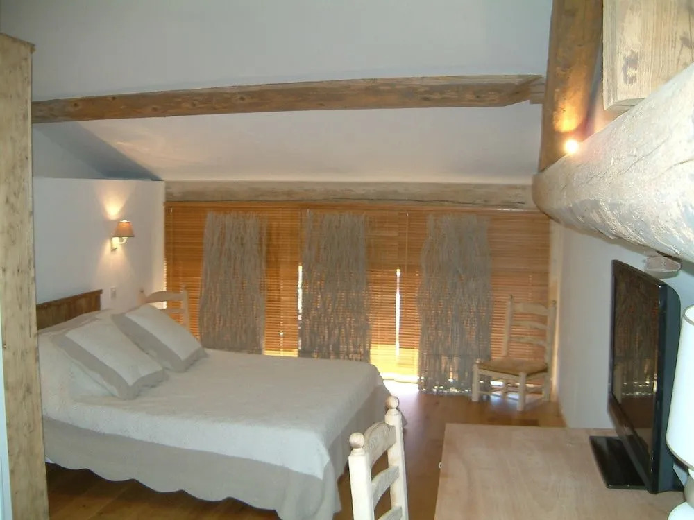 Chambres dHôtes "LE CALME"