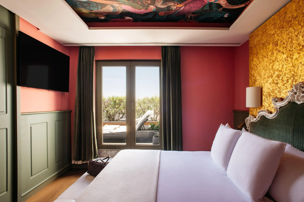 Hotel Colón, a Gran Meliá Hotel - The Leading Hotels of the World